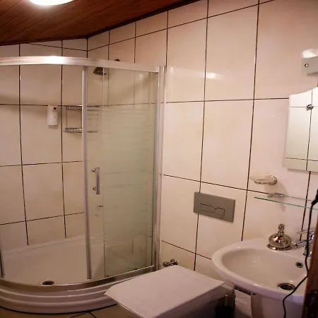 Limon 2 Hotel